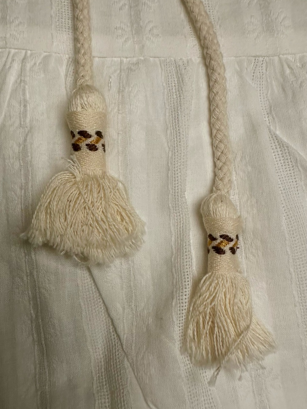Boho Tassel Tie Peasant Top in Ivory with Beige Trim NWT - Picture 9 of 12